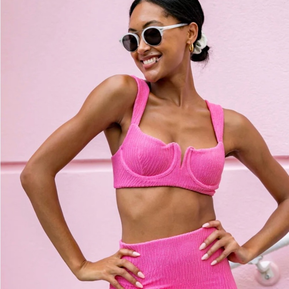 COPY - Kenny Flowers bikini top - NWT